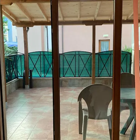 Apartman Stamopolu Parter Big *